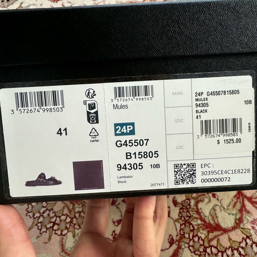 CHANEL Black Sandals with Silver Logo - Picture 13 of 14